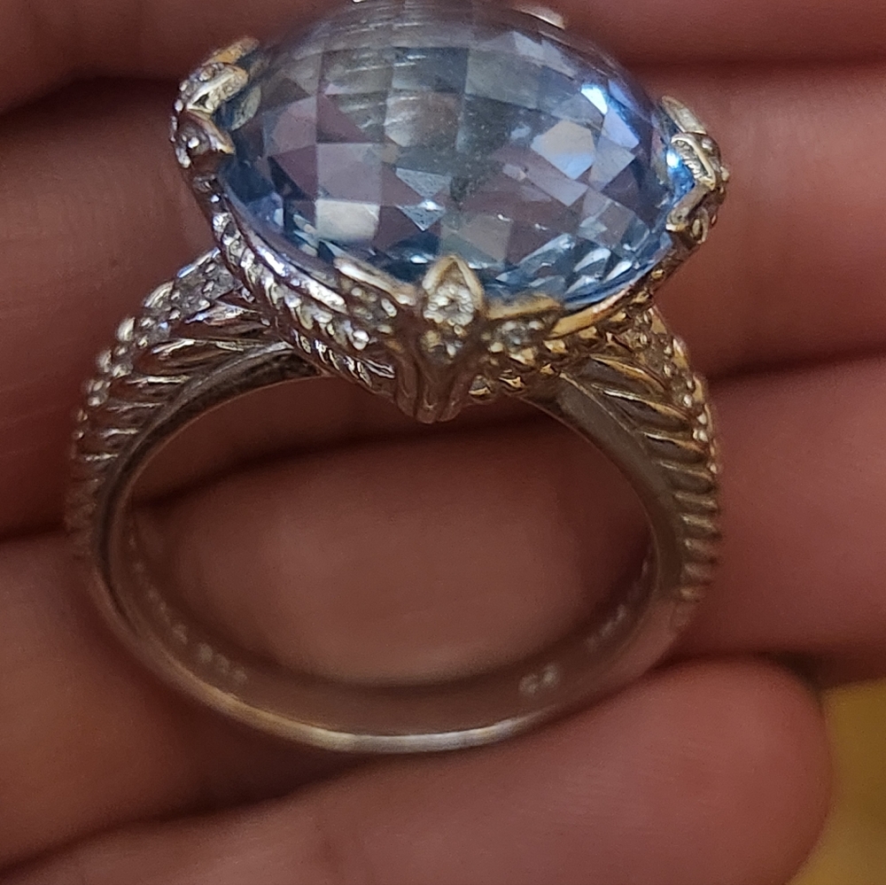 Judith Ripka Silver Ring with Blue/Green Aqua Gemstone. Size 10 925 - Picture 5 of 11